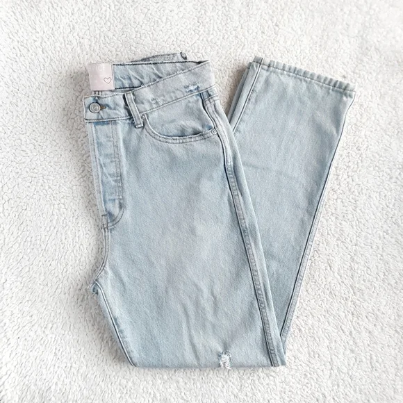 REVICE High Rise Distressed Bum Slit Straight Leg Boyfriend Jeans Size 32 - Picture 1 of 7